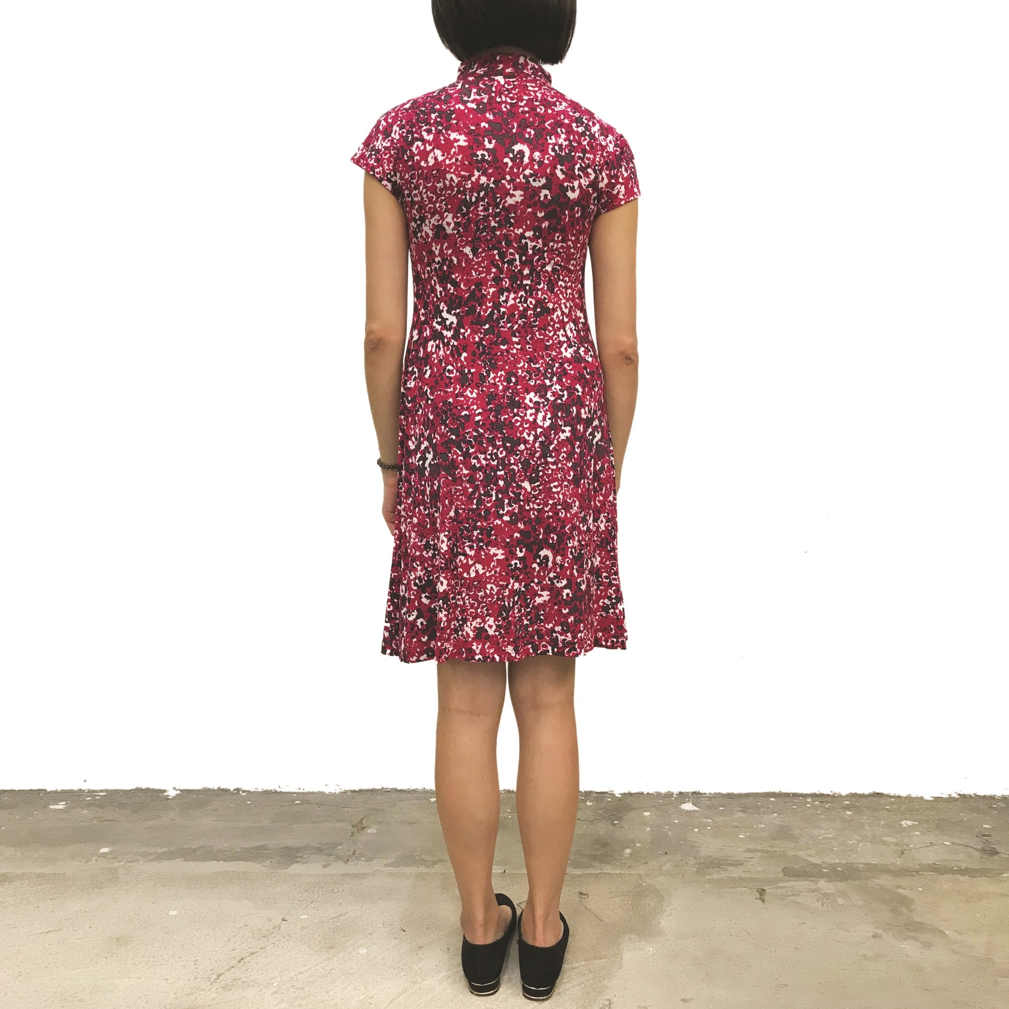 Magenta/Black Splash Printed Qipao Dress