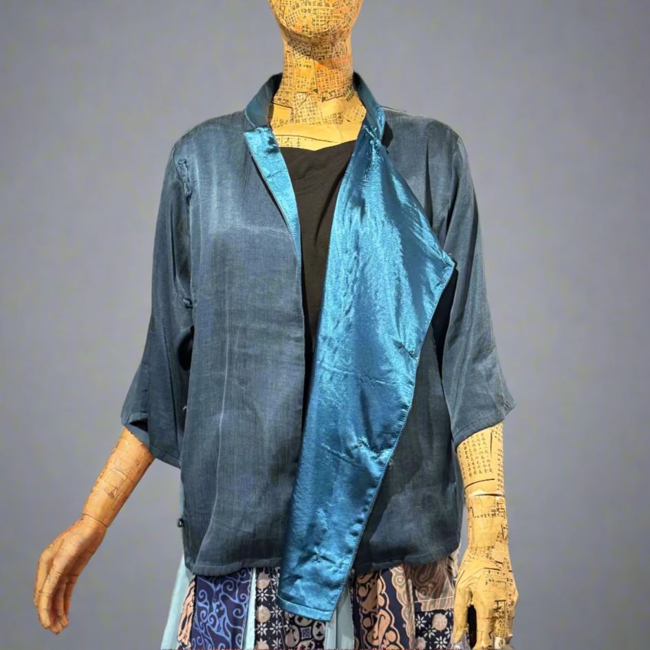High Low Cheongsam with contrast lining, Navy