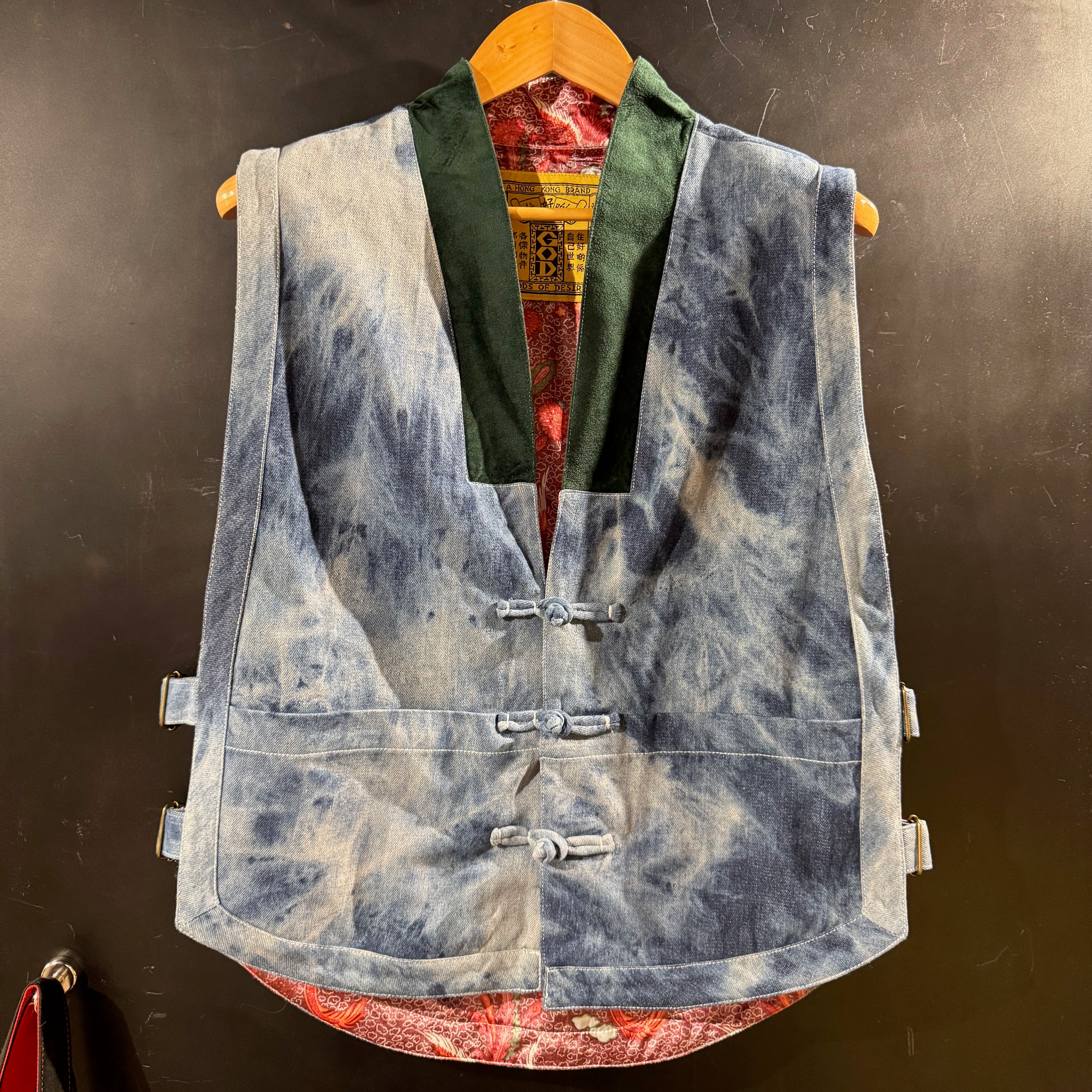 Tie-Dyed Denim Vest with Velvet Lapel