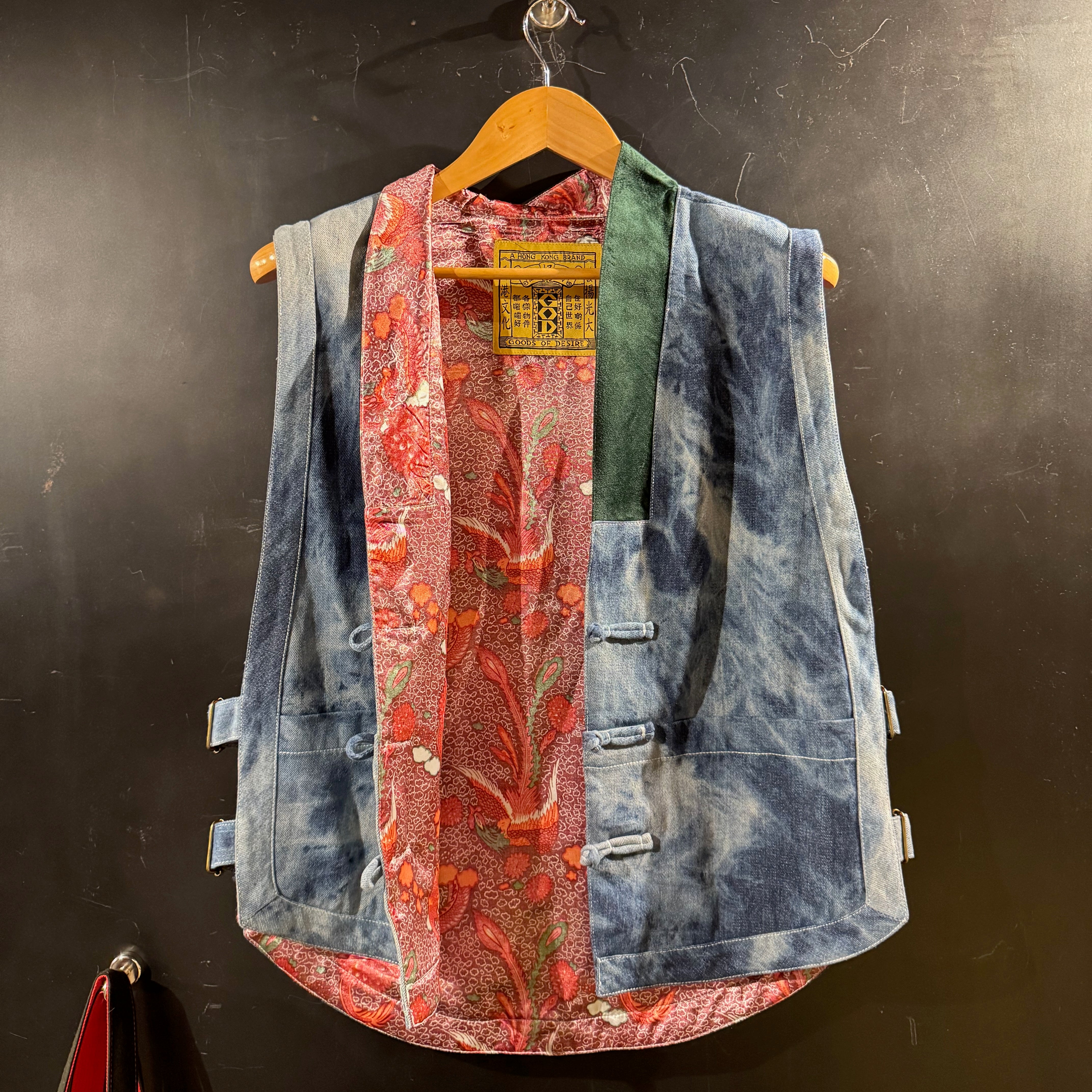 Tie-Dyed Denim Vest with Velvet Lapel