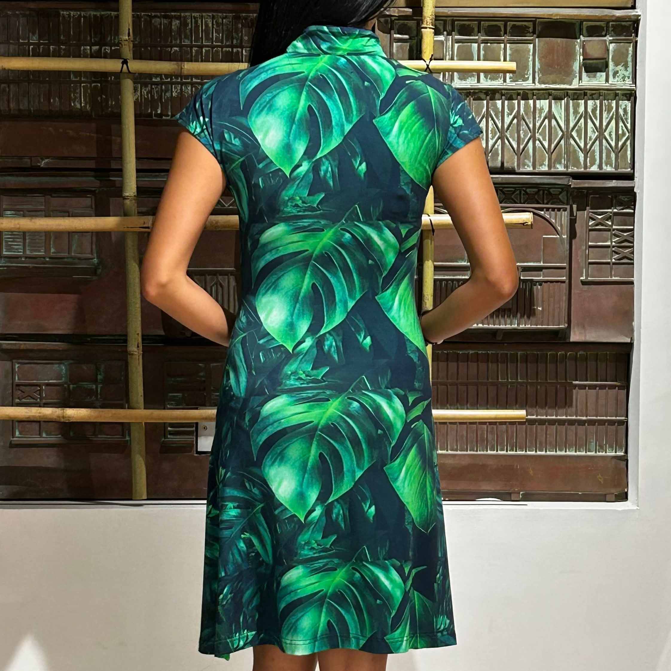 Bold Leaves Qipao Dress, Green