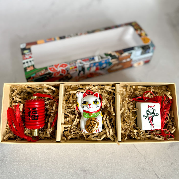 Hanging Decoration - 3-Piece Culture Set (Mahjong/Lantern/Cat) by Lion Rock Press